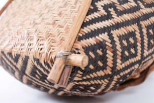 Close up of Waimiri Atroari weave.